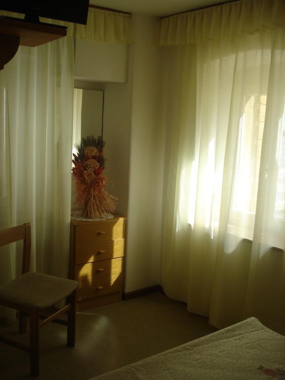 Albergo Larese Auronzo di Cadore Szoba fotó